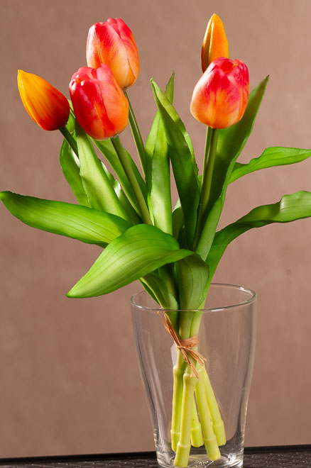 F391-O Tulipány v kytici 30 cm oranžové